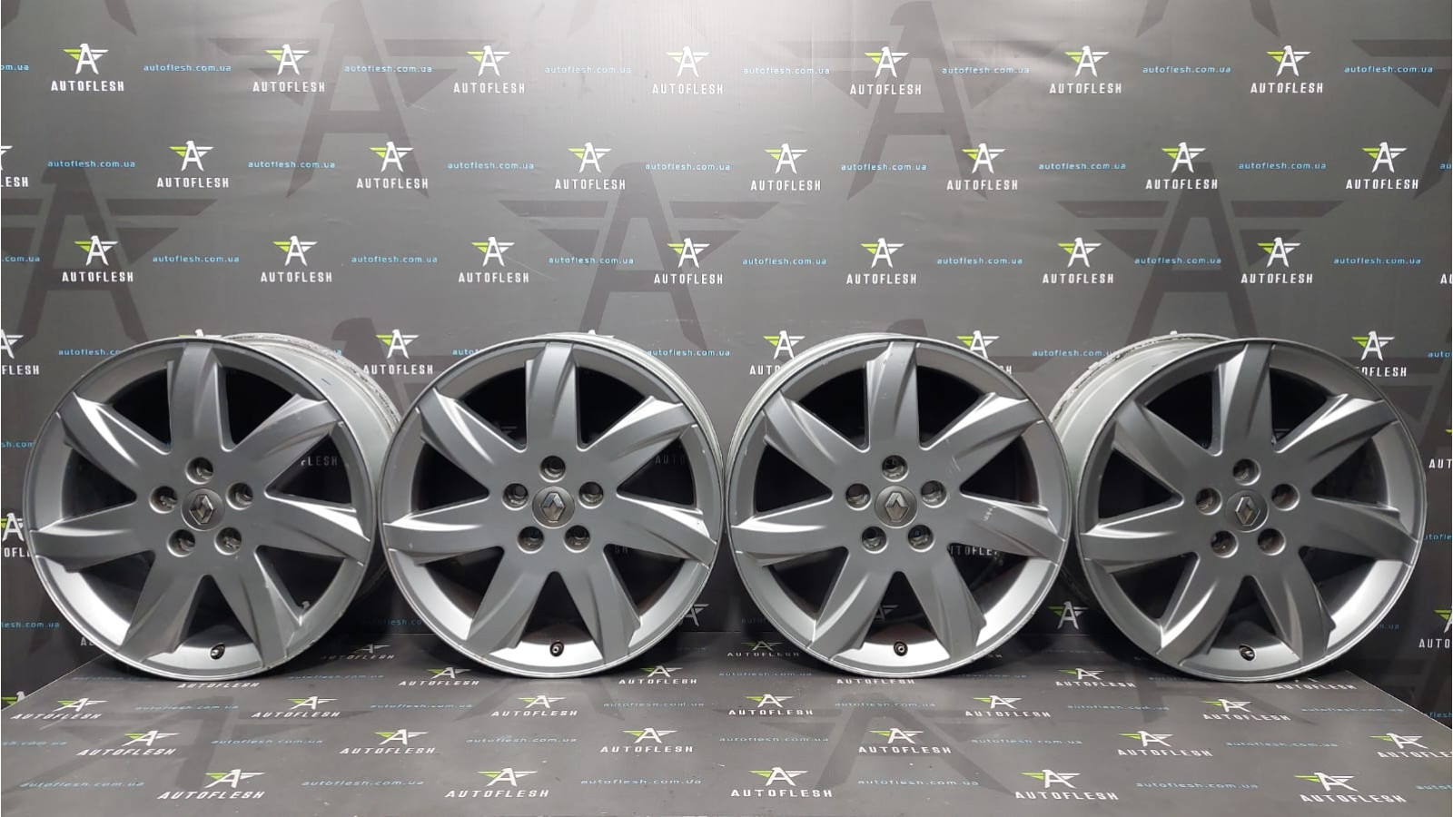Диски R17, 7Jx17/ ET50, 5x108, 403004156R, 8200065686 EPTIUS Renault Espace 4 Laguna 2 Vel Satis бу